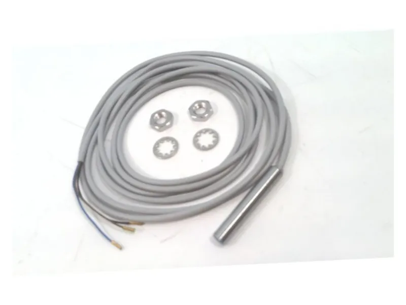 CONTRINEX DW-AD-521-M8 電感式傳感器