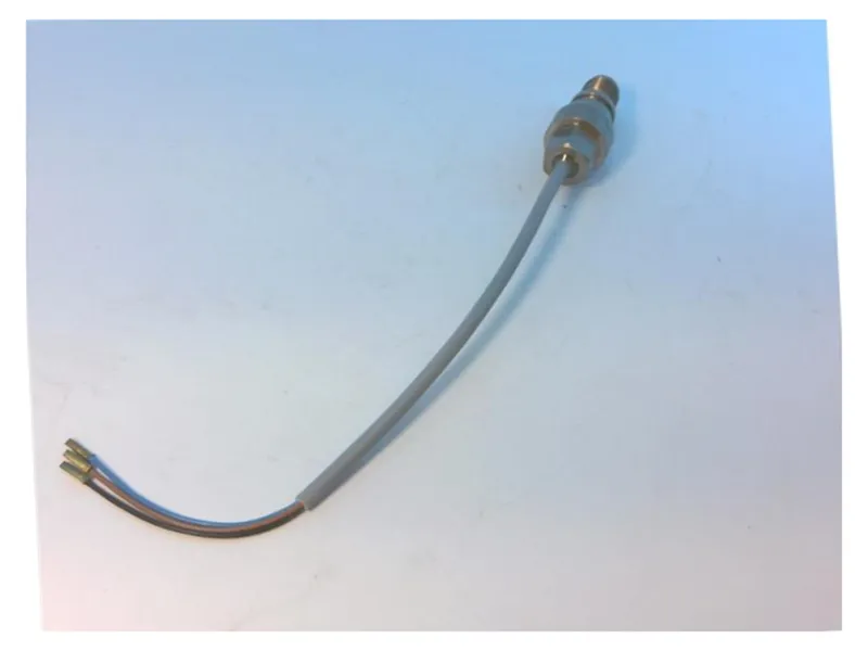 CONTRINEX DW-AD-603-M10E-637 電感式傳感器
