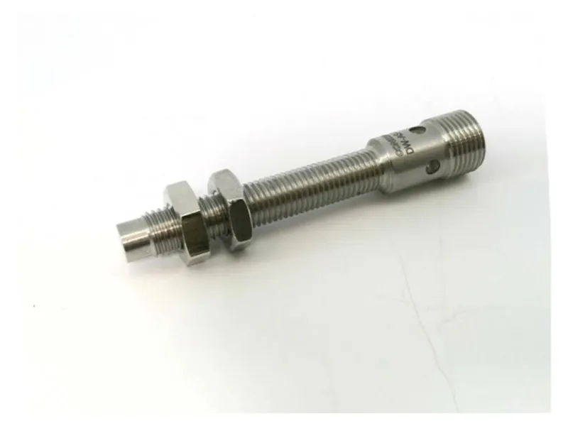 CONTRINEX DW-AS-713-M8 電感式傳感器