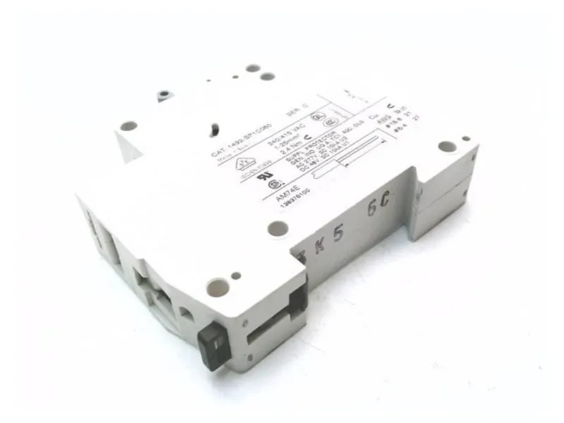 ALLEN BRADLEY 1492-SP1C060 導軌式斷路器