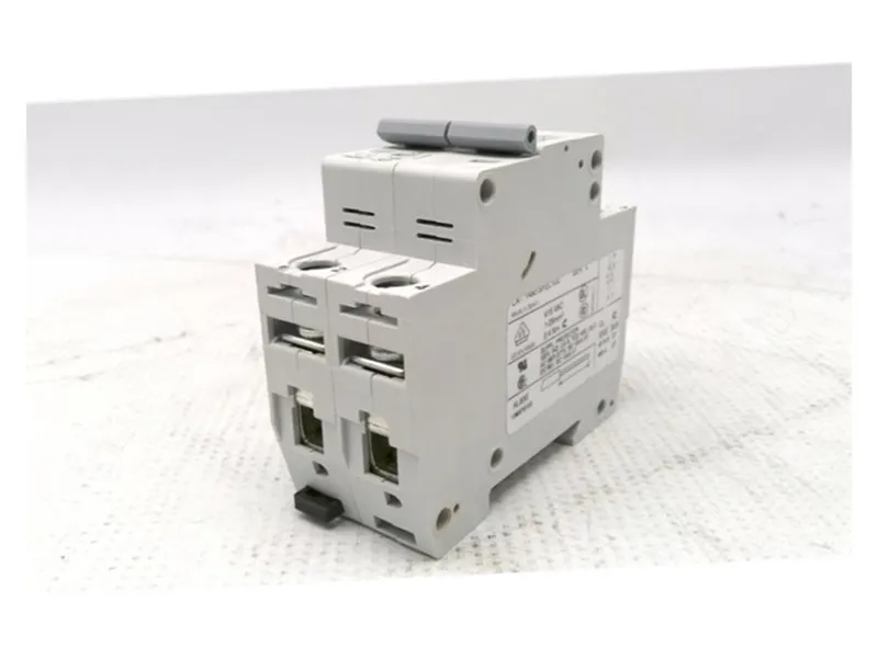 ALLEN BRADLEY 1492-SP2C100 導軌式斷路器