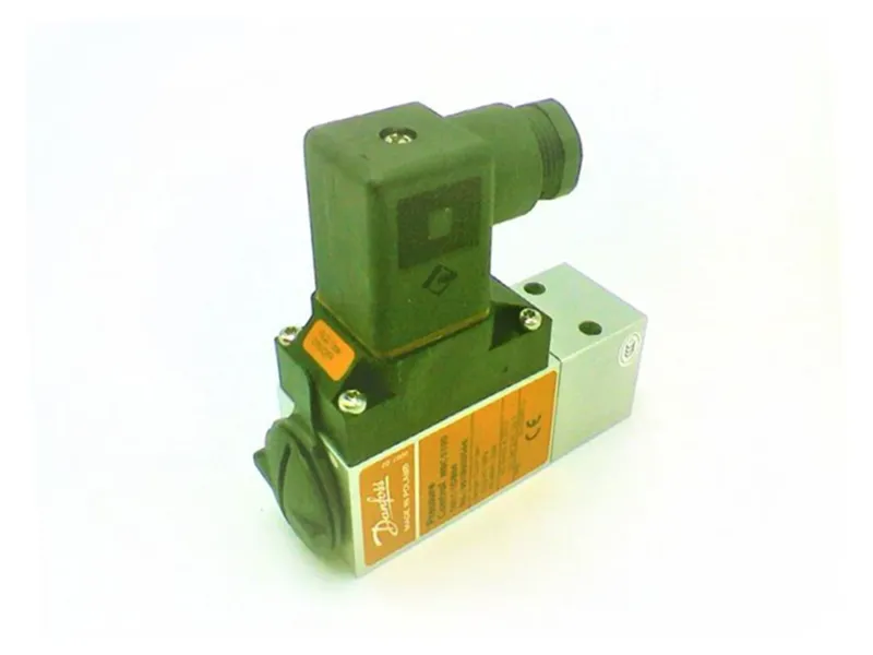 061B000566 Pressure Switch by DANFOSS