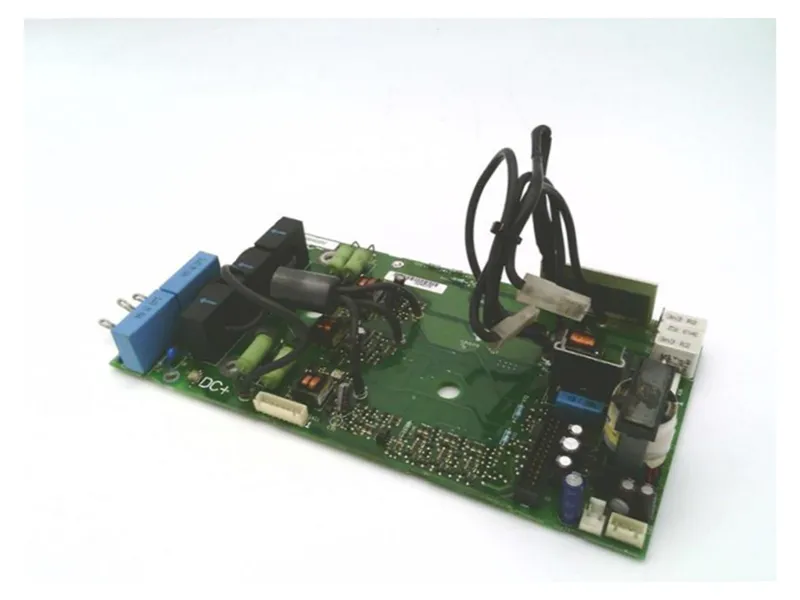 PC00084B PLC/擴充板 由VACON製造