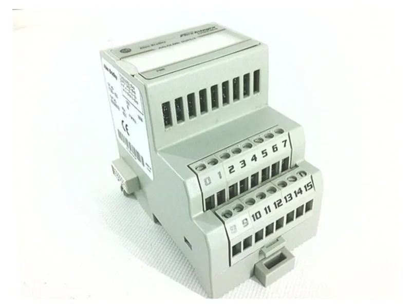 ALLEN BRADLEY 1793-IE4 VDC邏輯I/O模組