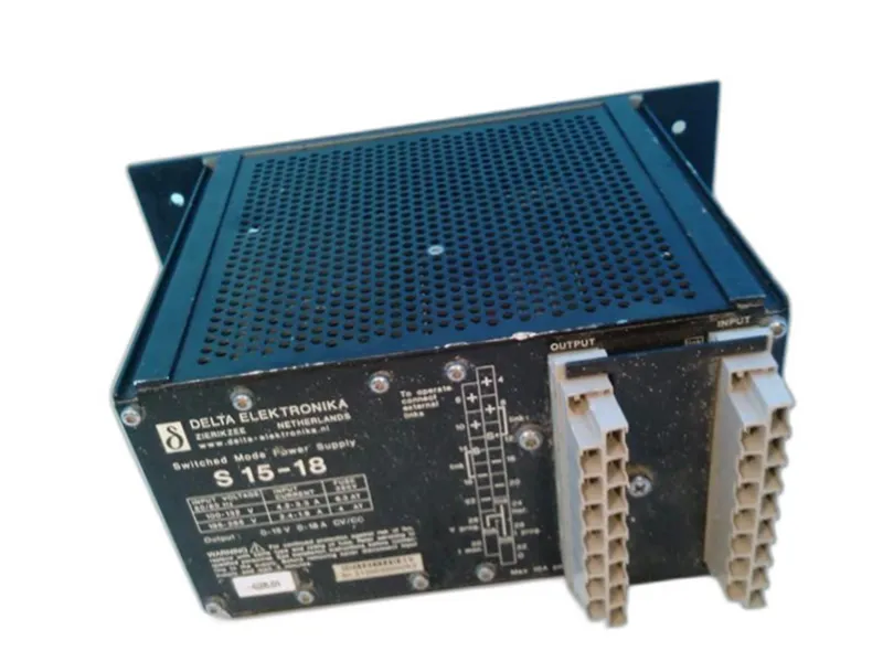 DELTA ELEKTRONIKA S15-18 Napájecí zdroj