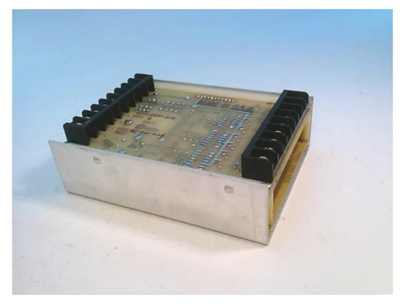 Modulo/Rack PLC 140-318-D di DORADO SYSTEMS