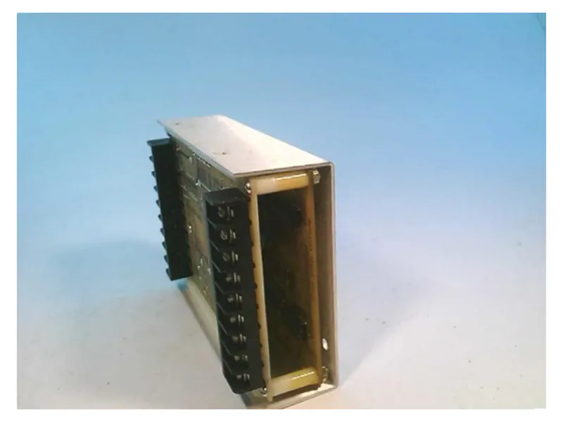 Modulo/Rack PLC 140-318-D di DORADO SYSTEMS