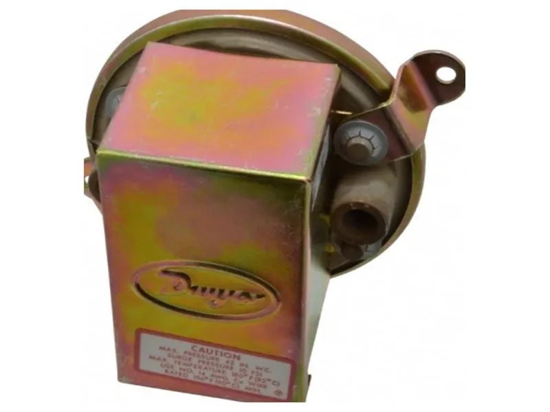 1910-00 Pressure Switch by DWYER
