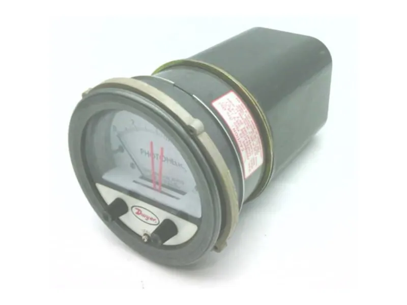 3008 Pressure Gauge by DWYER