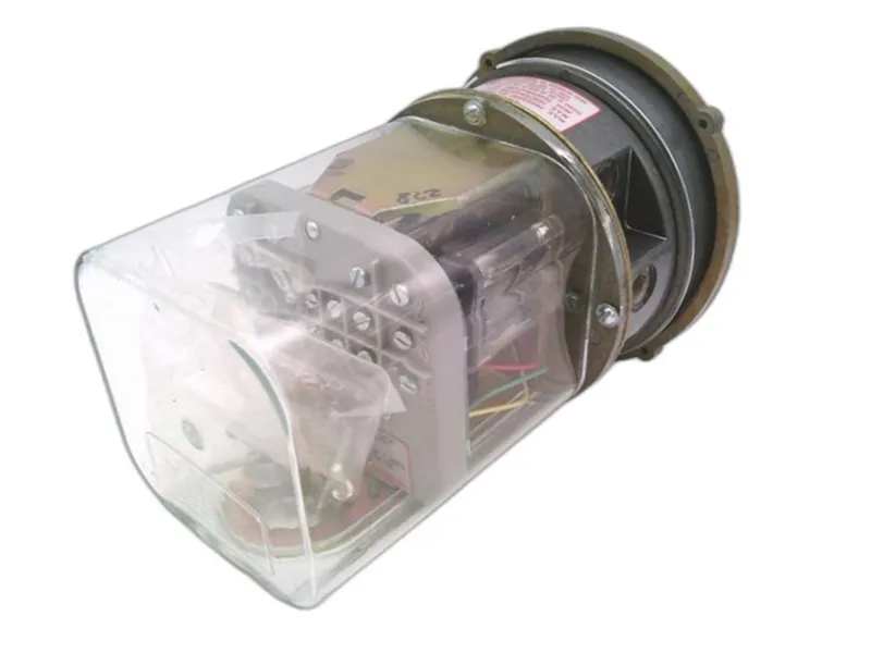 3300-0 Pressure Switch by DWYER