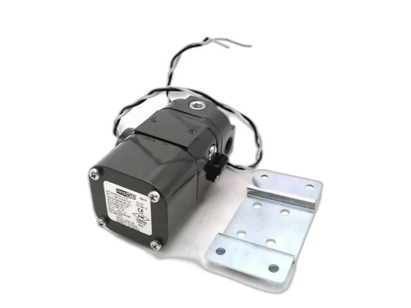 IP-42 Pressure Sensor/Transducer by DWYER