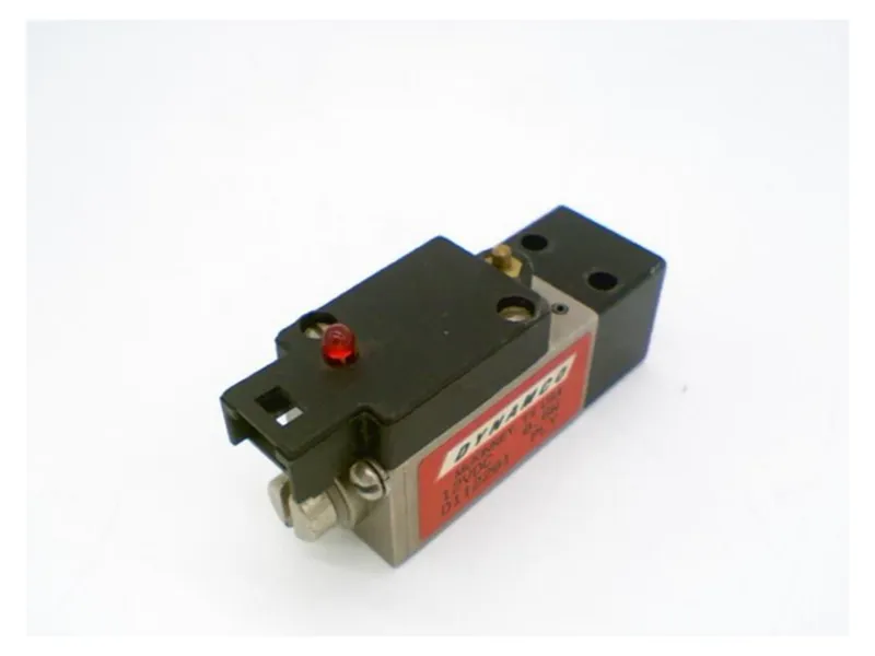 Vanne électromagnétique D112201 par DYNAMCO INC