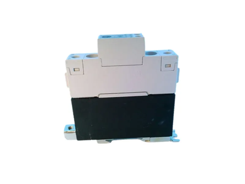 Công tắc tơ ALLEN BRADLEY 156-C1P20NAD