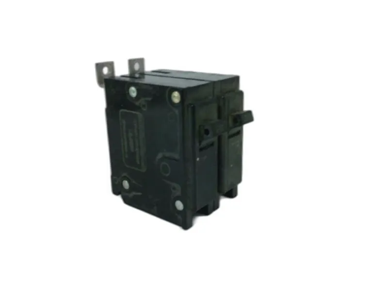 เครื่องตัดวงจร BQL220 จาก CUTLER HAMMER