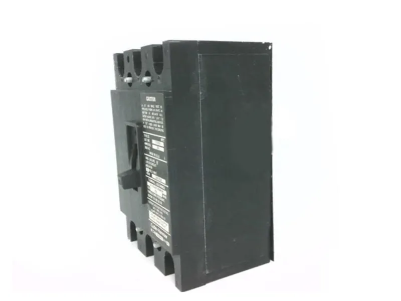CC3200 Molded Case Circuit Breaker by EATON CORPORATION