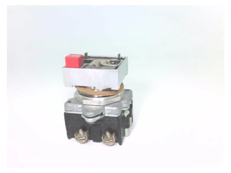 Pulsante E30FN di CUTLER HAMMER