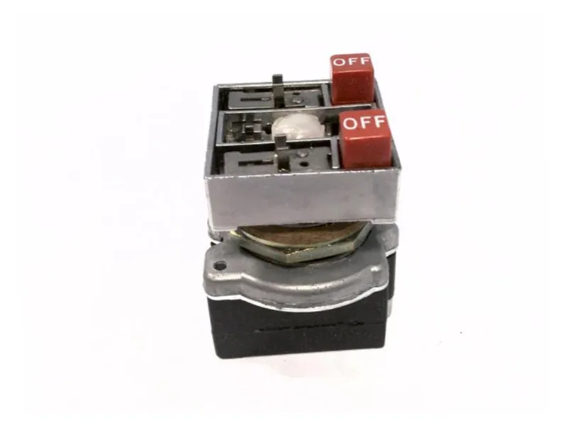 E30GF 按鈕由 CUTLER HAMMER 製造