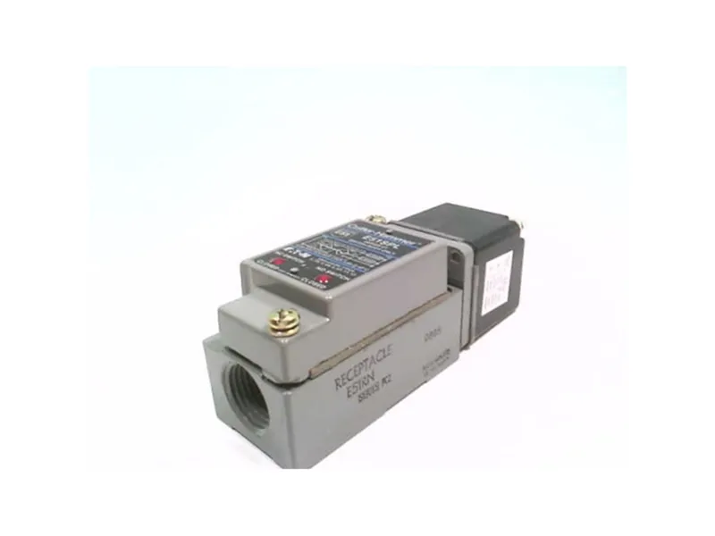 E51PLT1 Annäherungsschalter by CUTLER HAMMER