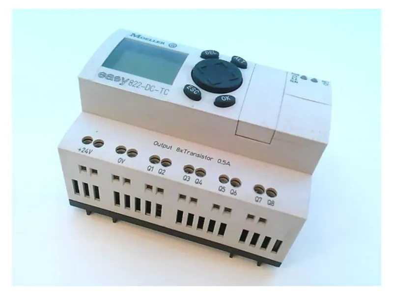 CUTLER HAMMER 的 EASY822-DC-TC 時間延遲繼電器