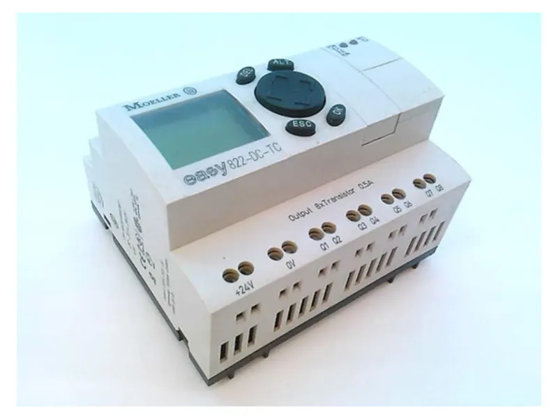 CUTLER HAMMER 的 EASY822-DC-TC 時間延遲繼電器