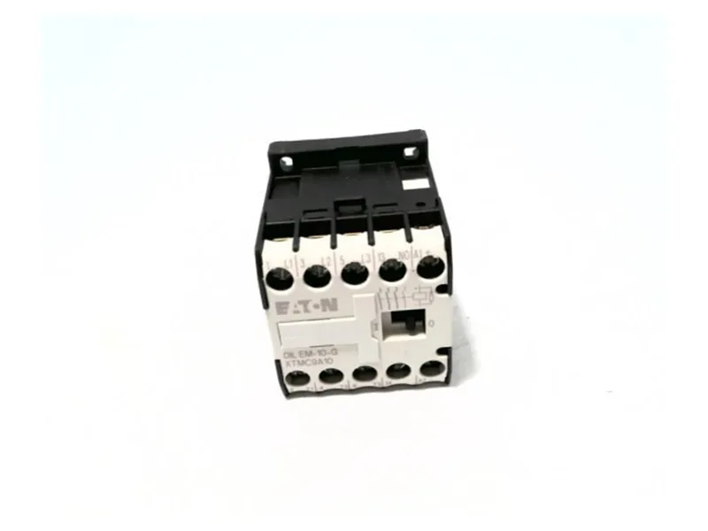 XTMC9A10TD接觸器 by CUTLER HAMMER