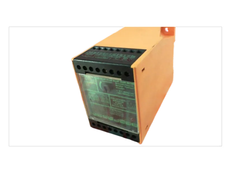 AY33-B Sensor Amplifier by EFECTOR