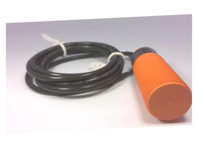 IFM KI-3015-BNKG/NI-KI5019 RF-capacitieve sensor