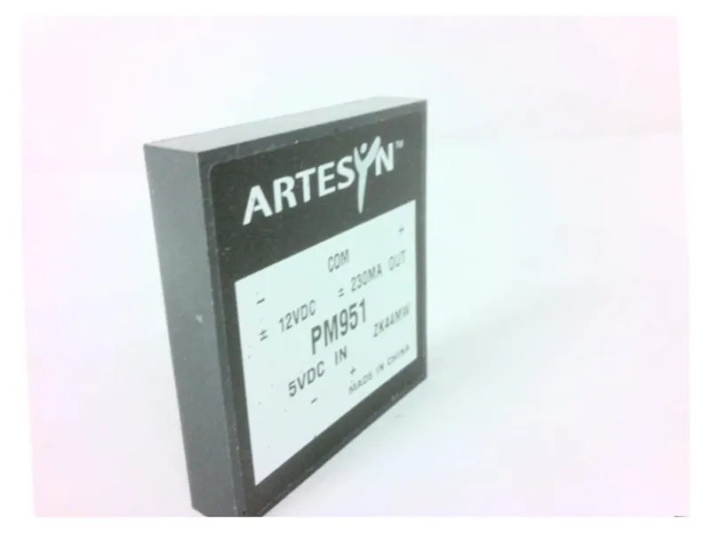 Zdroj PM951 od ARTESYN TECHNOLOGIES