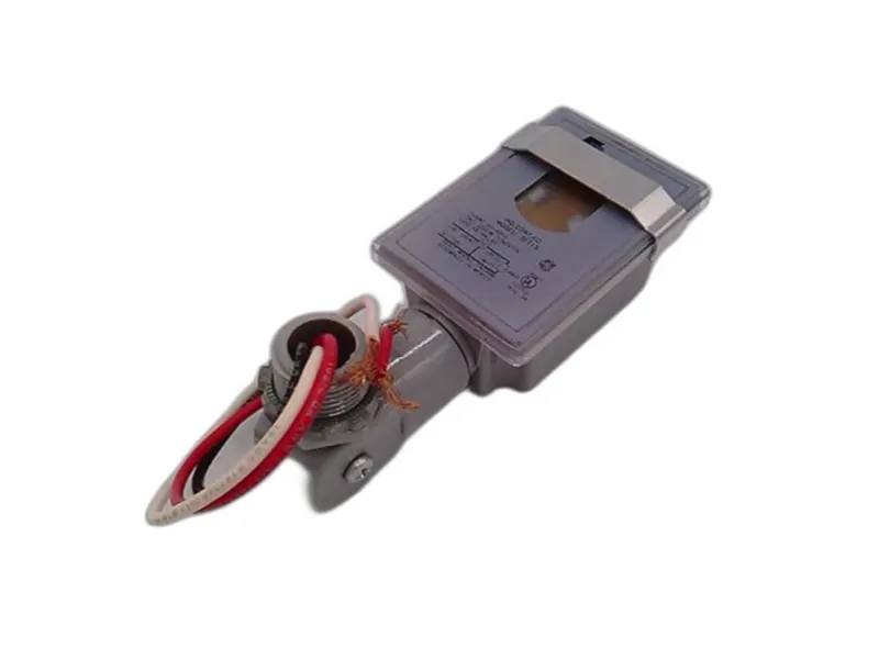 Controlador de iluminación SFT15 de FP OUTDOOR LIGHTING CONTROLS