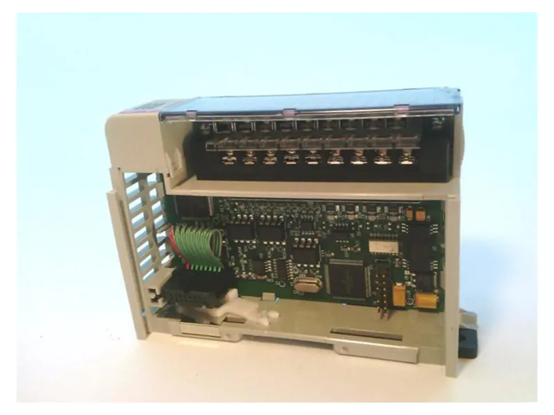 Módulo PLC/Rack 3601 de ADVANCED MICRO CONTROLS