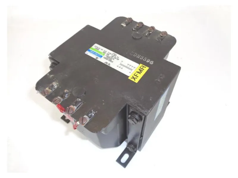SOLA HD E850N Kuru Tip Trafo