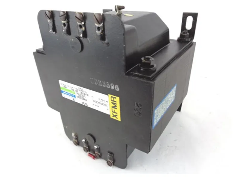 SOLA HD E850N Kuru Tip Trafo
