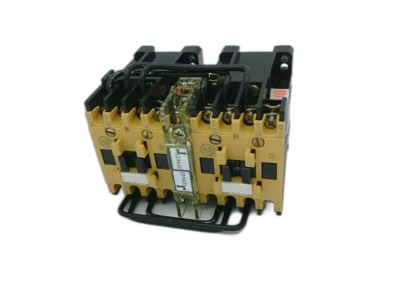 ALLEN BRADLEY 104-A12ND3接觸器