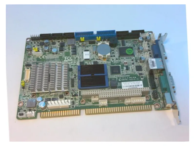 ADVANTECH PCA-6782N-S6A1E電腦