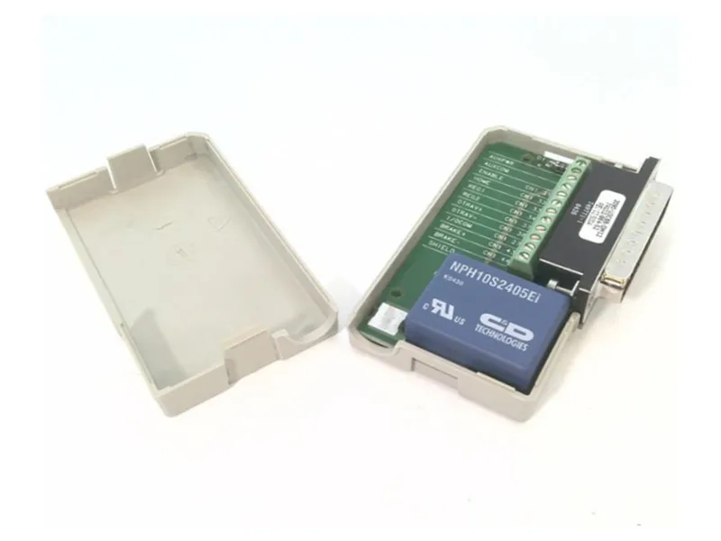 ALLEN BRADLEY 2090-U3CBB-DM12 Servo Cable and Accessory