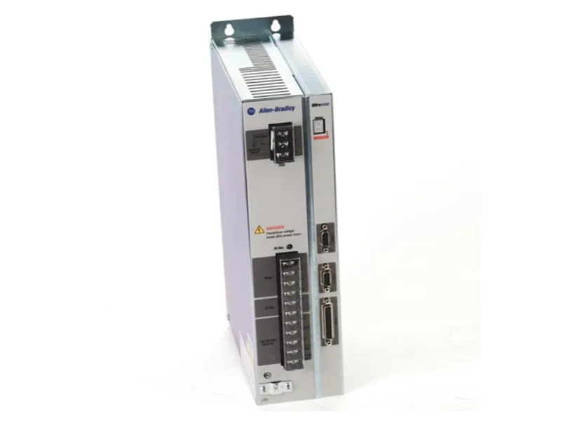 ALLEN BRADLEY 2098-DSD-030X Bộ servo drive/điều khiển servo