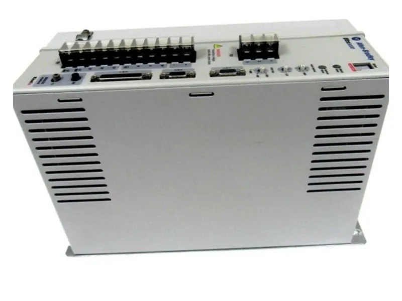 ALLEN BRADLEY 2098-DSD-HV030-SE Servo drive/điều khiển servo