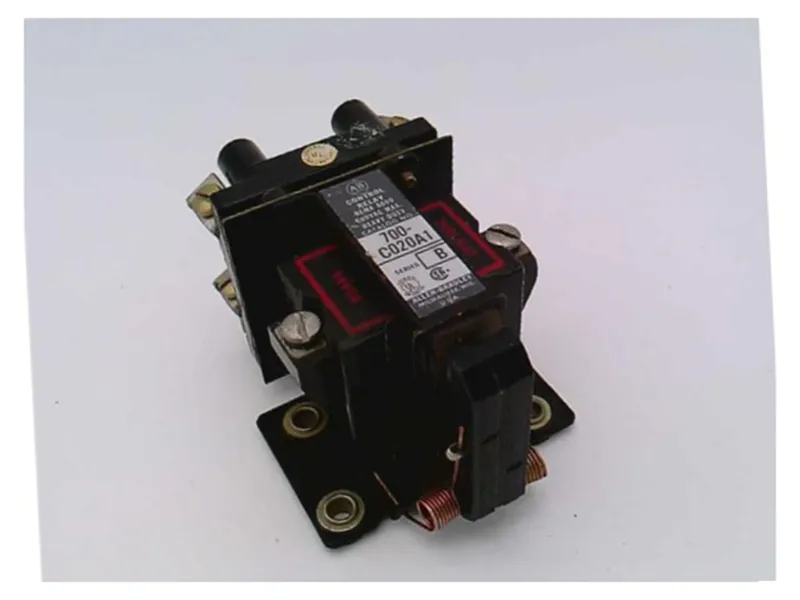 ALLEN BRADLEY 700-C020A1繼電器/插座