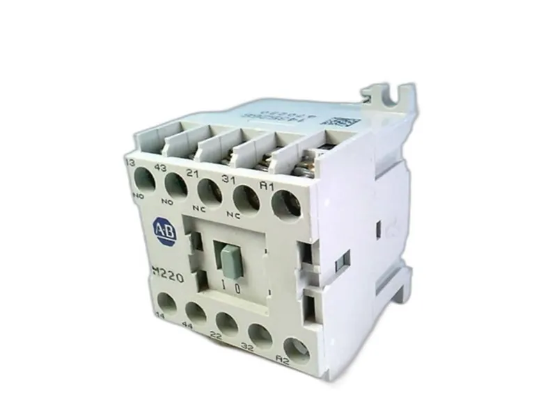 700-DC-M220Z24 Relay/Socket by ALLEN BRADLEY