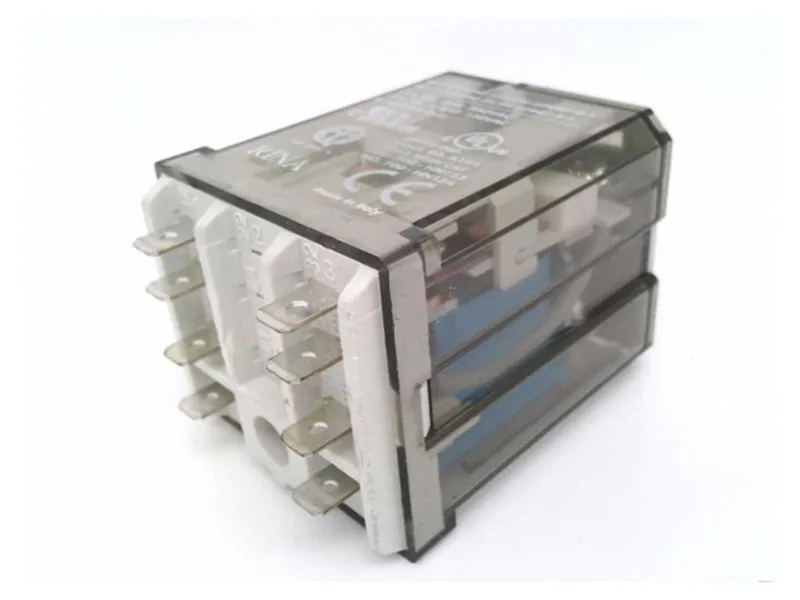 700-HB32Z24 Relay/Socket by ALLEN BRADLEY