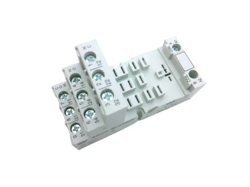 ALLEN BRADLEY 700-HN153繼電器/插座