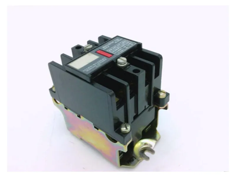 รีเลย์/ซ็อกเก็ต ALLEN BRADLEY 700-NPTA1