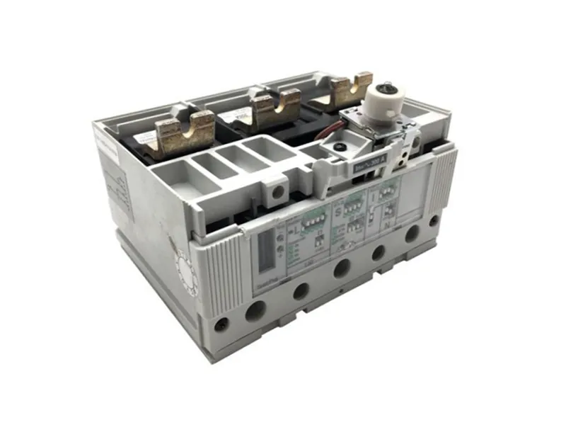 ALLEN BRADLEY 140G-KTH3-D30塑殼斷路器