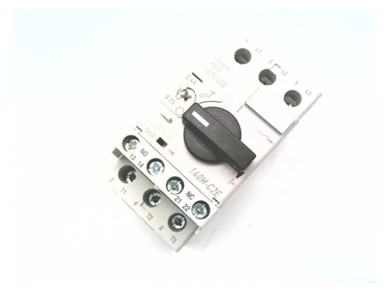 ALLEN BRADLEY 140M-C2E-A40塑殼斷路器