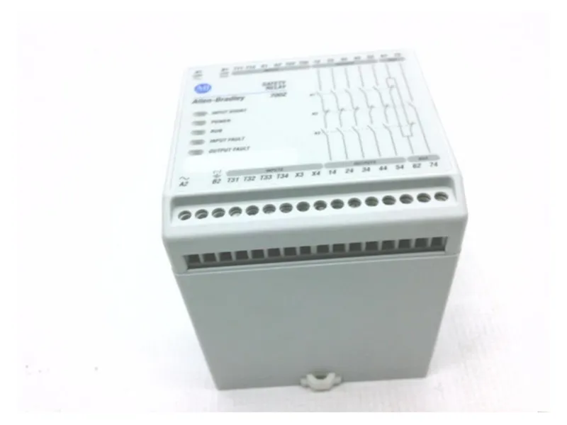 ALLEN BRADLEY 700-ZBR520AZ1安全繼電器