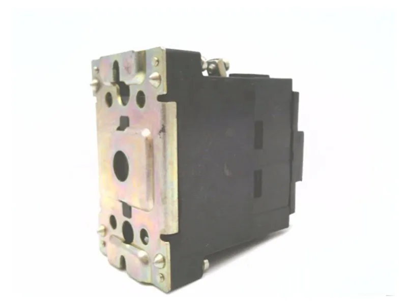 รีเลย์/ซ็อกเก็ต ALLEN BRADLEY 700DC-R200Z24