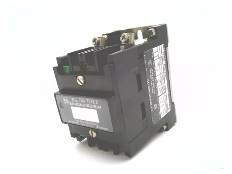 รีเลย์/ซ็อกเก็ต ALLEN BRADLEY 700DC-R200Z24