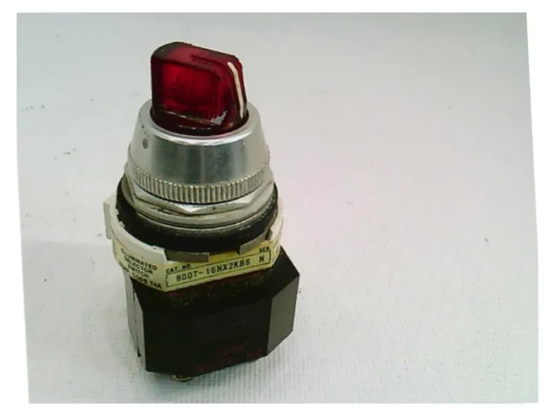 ALLEN BRADLEY 800T-16HR2KB6 công tắc chọn