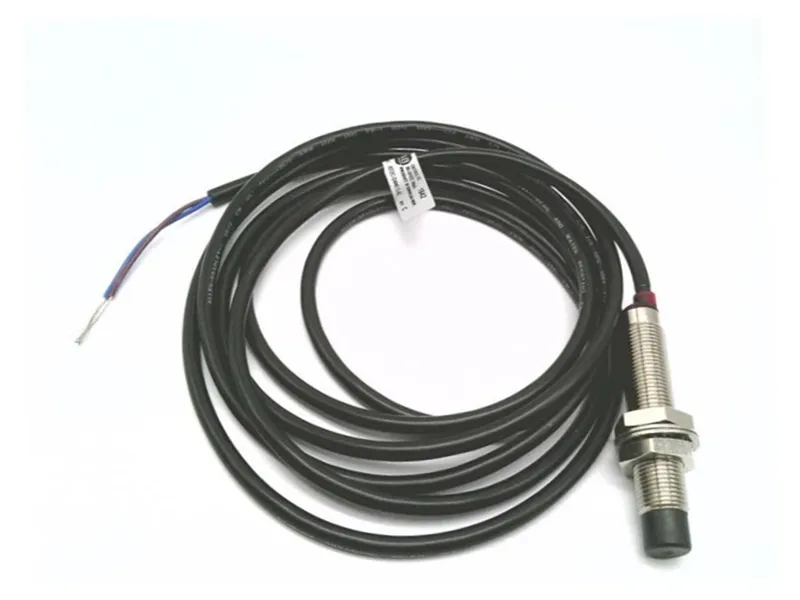 ALLEN BRADLEY 872C-D4NE12-A2 接近開關