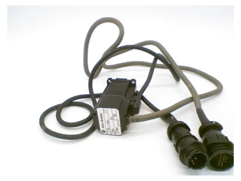Y-1002-2-H00AA Servo Motor by ALLEN BRADLEY